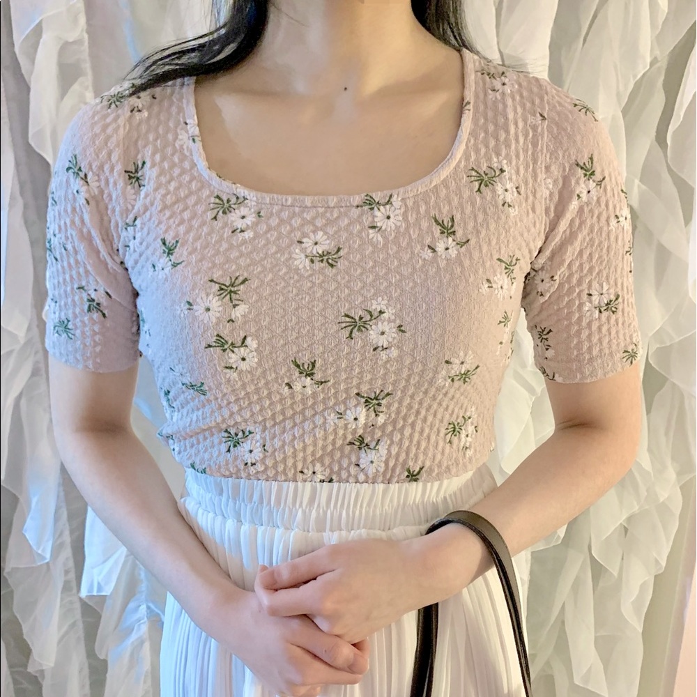 textured crop top
